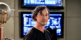 The Flash' Showrunner Talks Tom Cavanagh's Appearance In Series Finale, The Flash, Tom Cavanagh