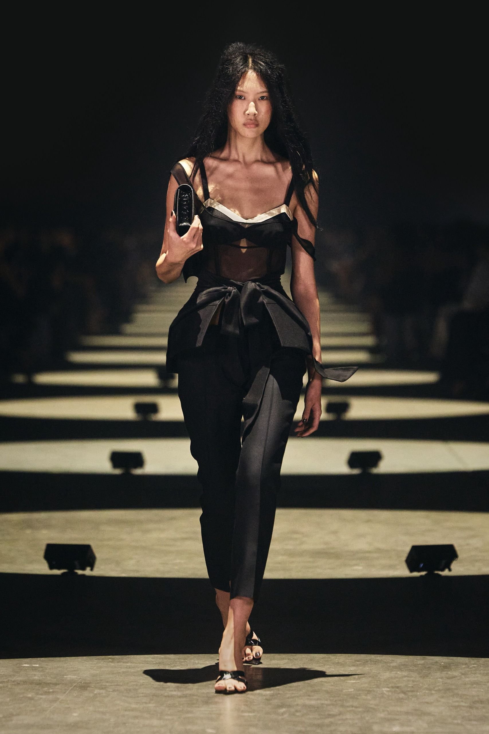 Khaite S/S 27 runway, cropped skinny pants trend