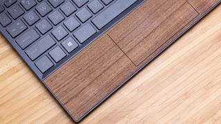 HP Envy 13 (Wood Edition)