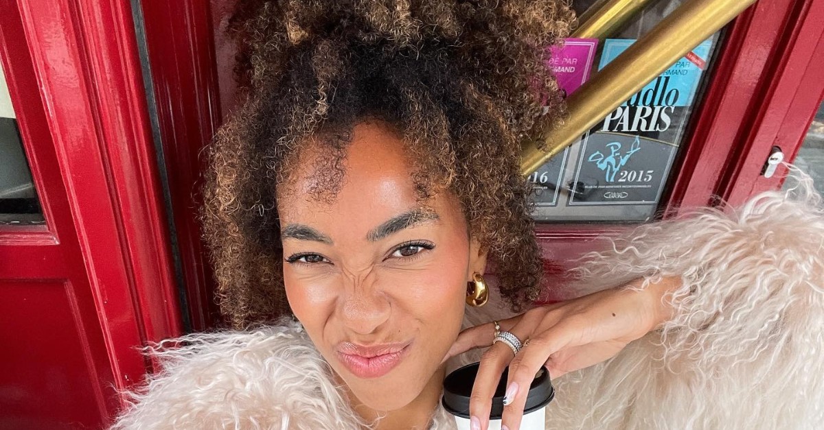 How Tastemakers Are Wearing Blush In Fall 2025 (and Beyond)