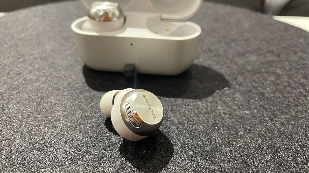 Technics EAH-AZ100 wireless earbuds