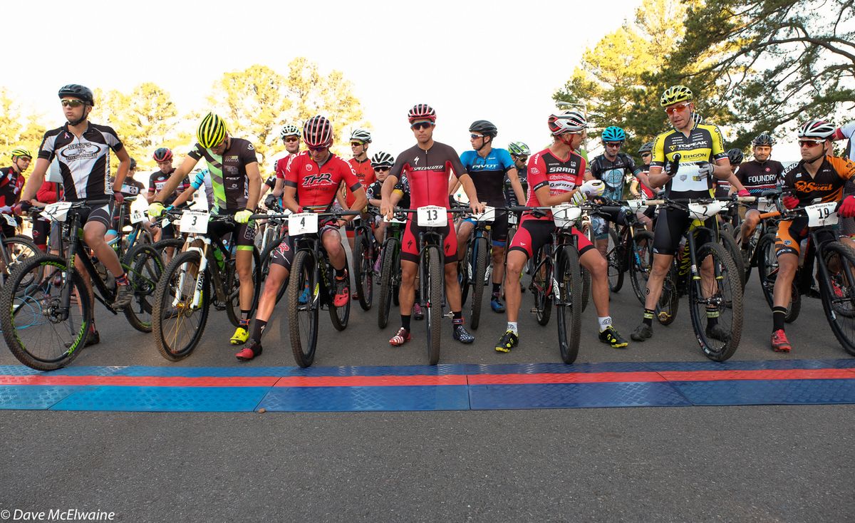 The front row included defending champion Todd Wells and his former specialized team-mate Howard Grotts.