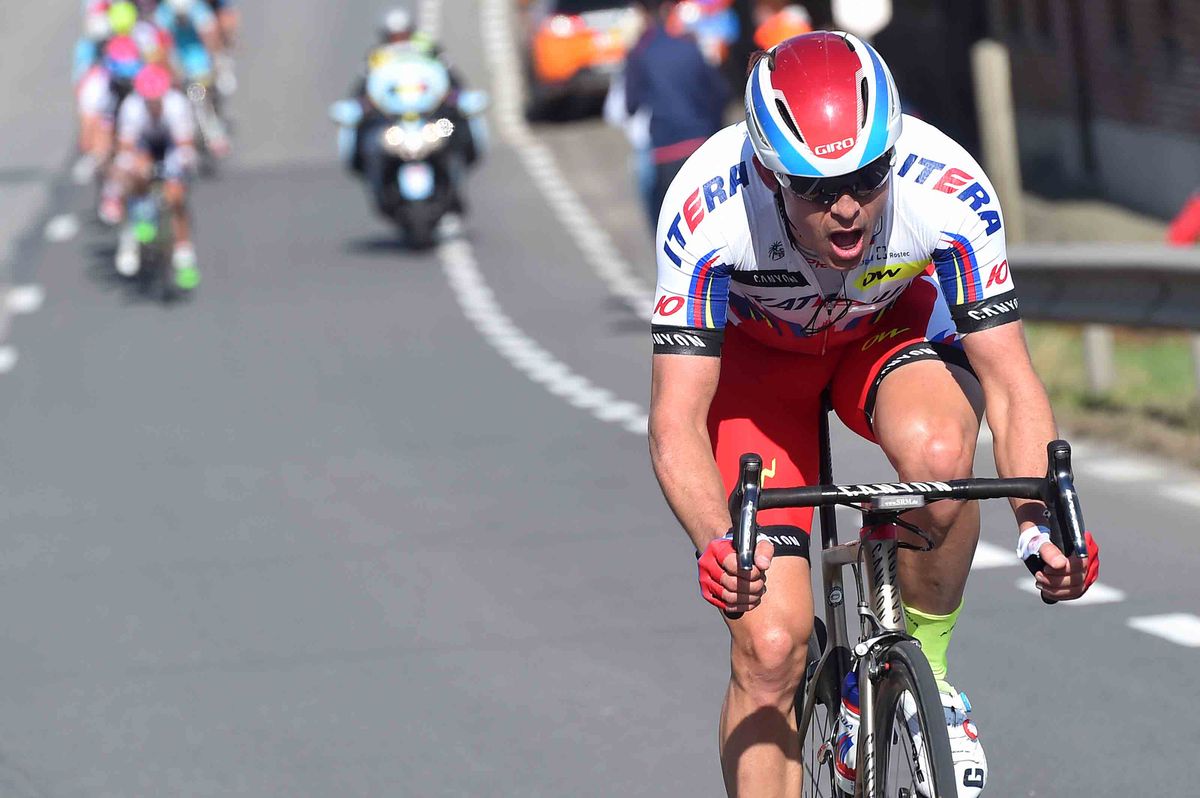 Alexander Kristoff (Katusha) makes the bridge