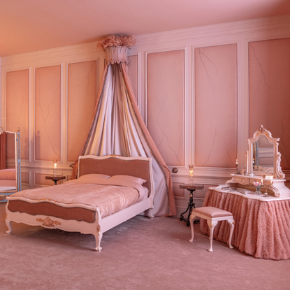 You can now stay at this Wuthering Heights Airbnb for free