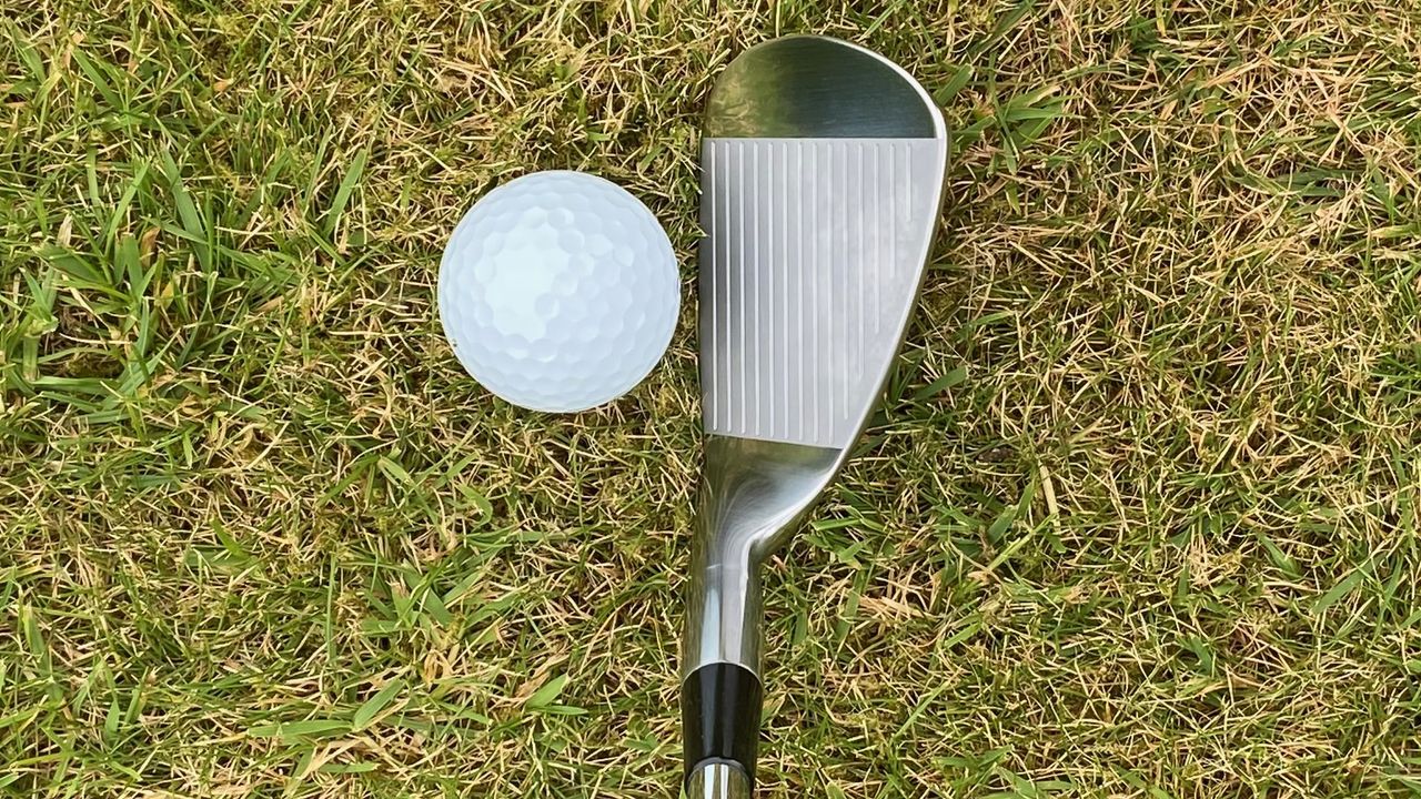 Photo of the Bose Iron Factory Hayabusa Iron Pitching wedge