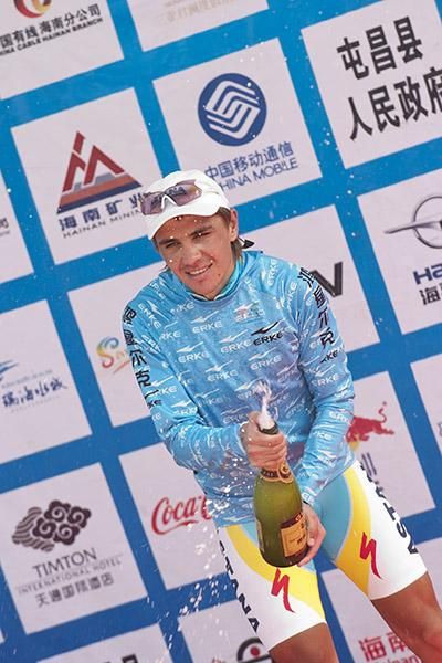 Kazahkstan rider, Valentin Iglinskiy (Astana) remains the highest ranked Asian rider on the tour and wearer of the blue jersey.