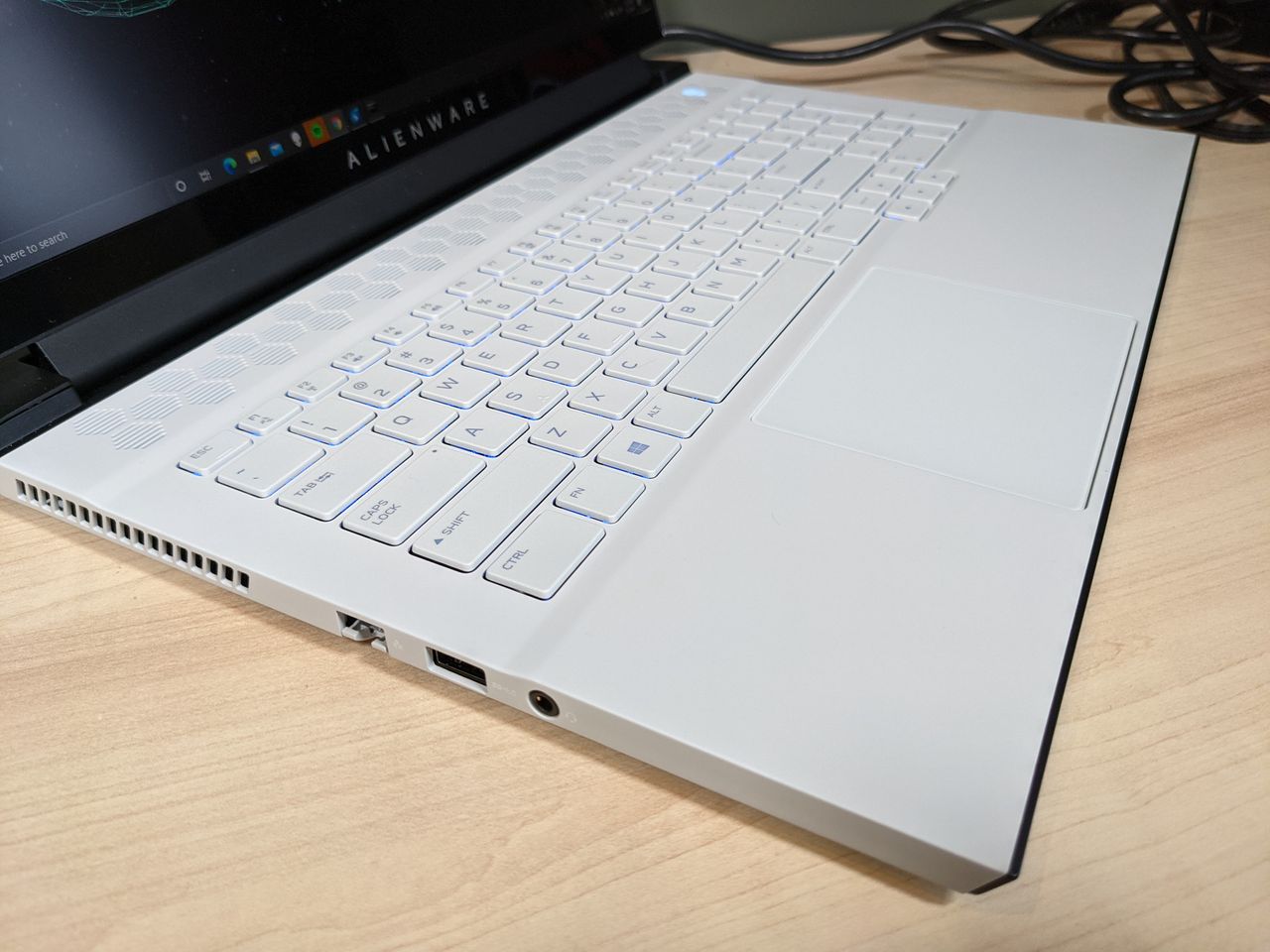 Alienware m17 R4