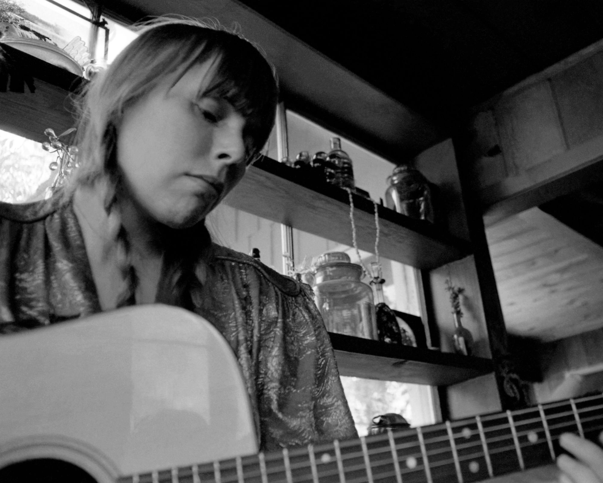 joni mitchell in her laurel canyon home