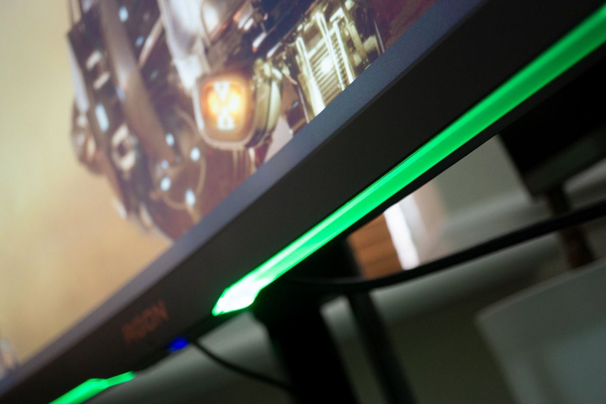 AOC Agon AG352UCG6