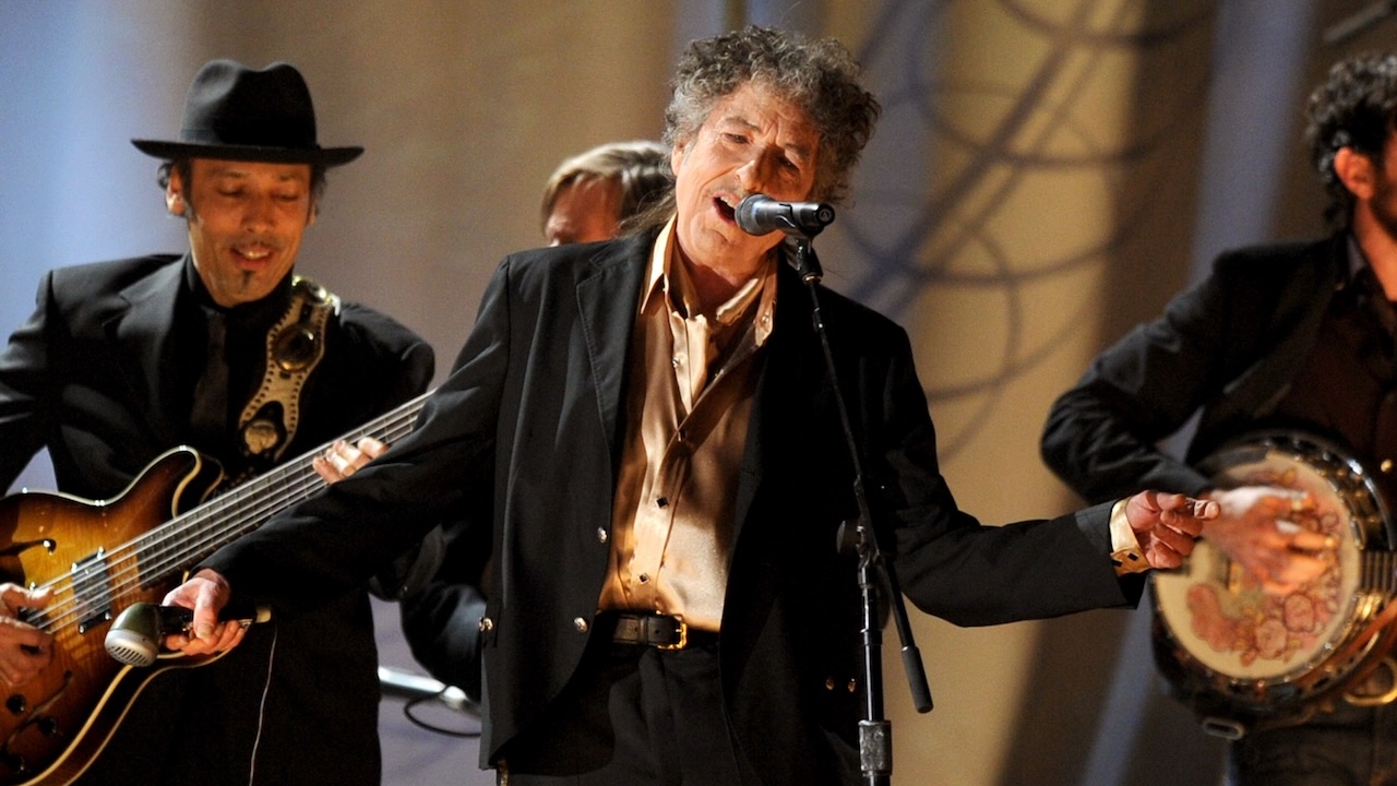 Bob Dylan performs onstage during The 53rd Annual GRAMMY Awards held at Staples Center on February 13, 2011 in Los Angeles, California. 