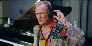 Blll Nighy singing in Love Actually