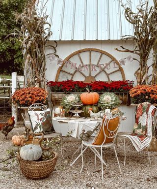 Outdoor thanksgiving decor, decorated outside seating area with seasonal decorations