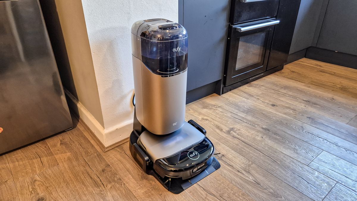 Eufy Omni S2 in kitchen