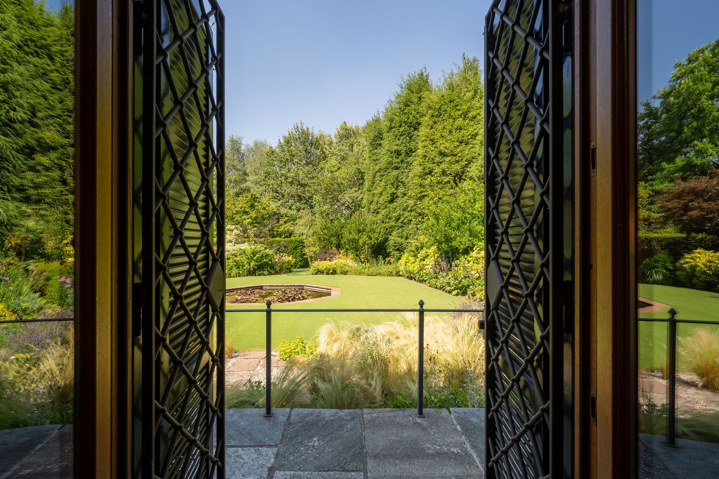 An Italian villa with an English country garden that's 'a genuine work of landscape art'