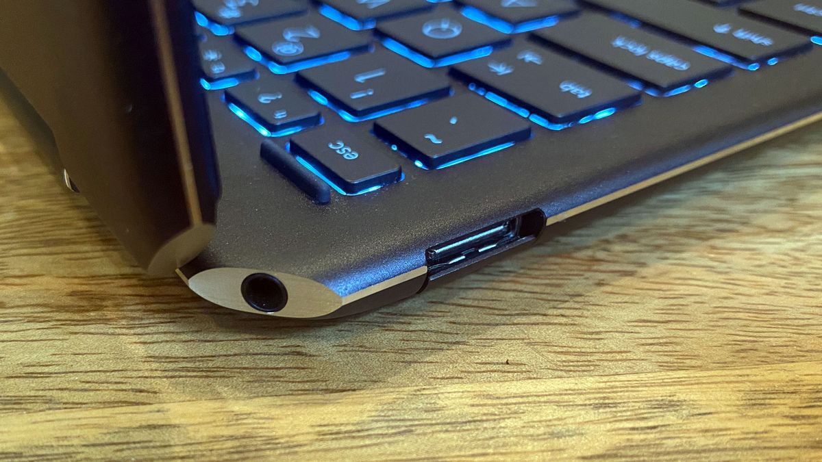 HP Spectre x360 13.5