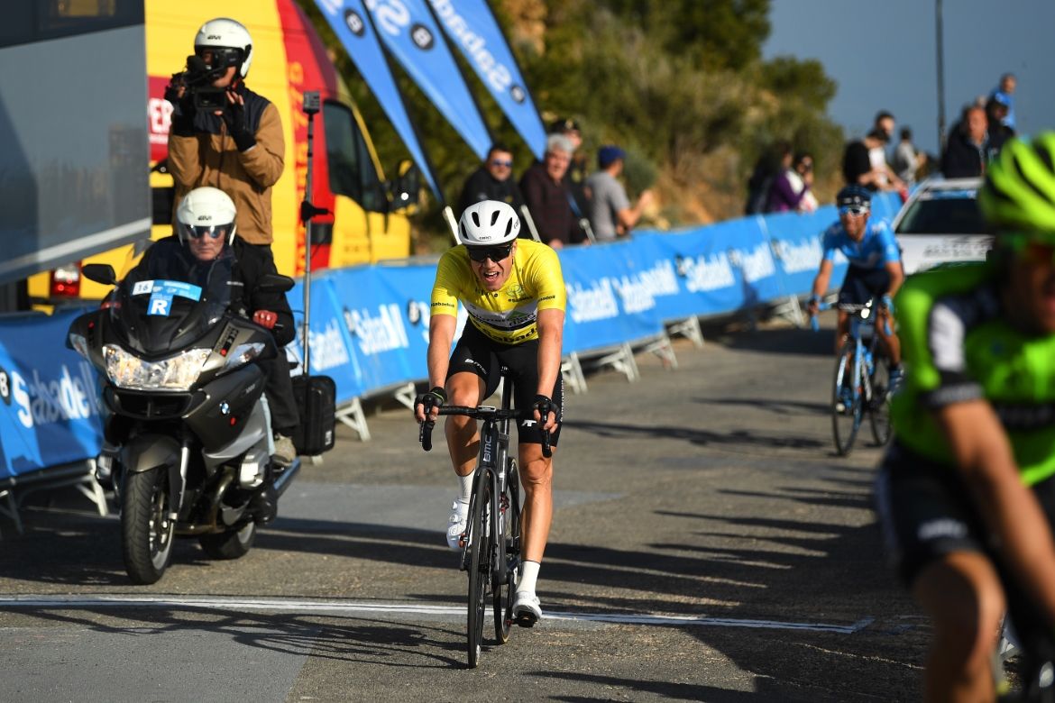 Edvald Boasson Hagen crosses the line