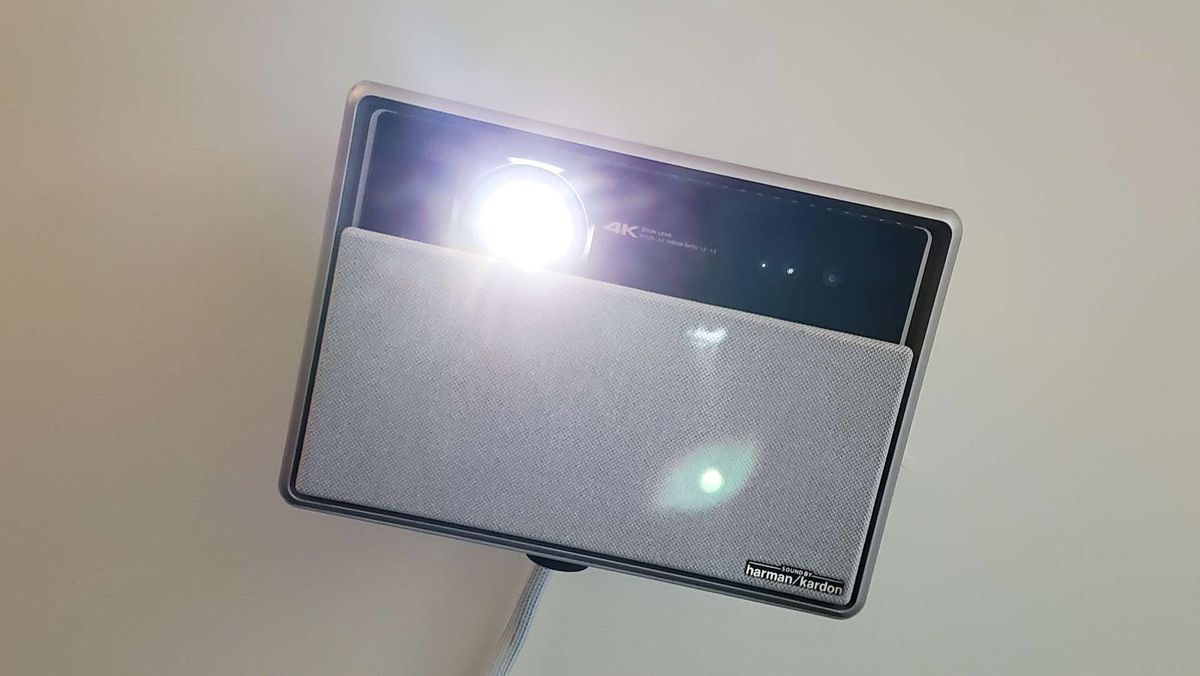 XGIMI Horizon Ultra 4K HDR projector