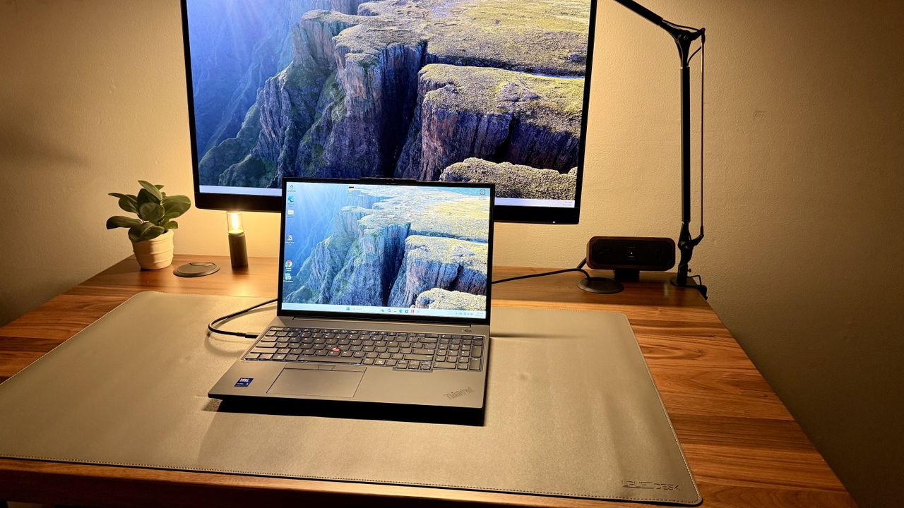 Lenovo ThinkPad P16v Gen 3