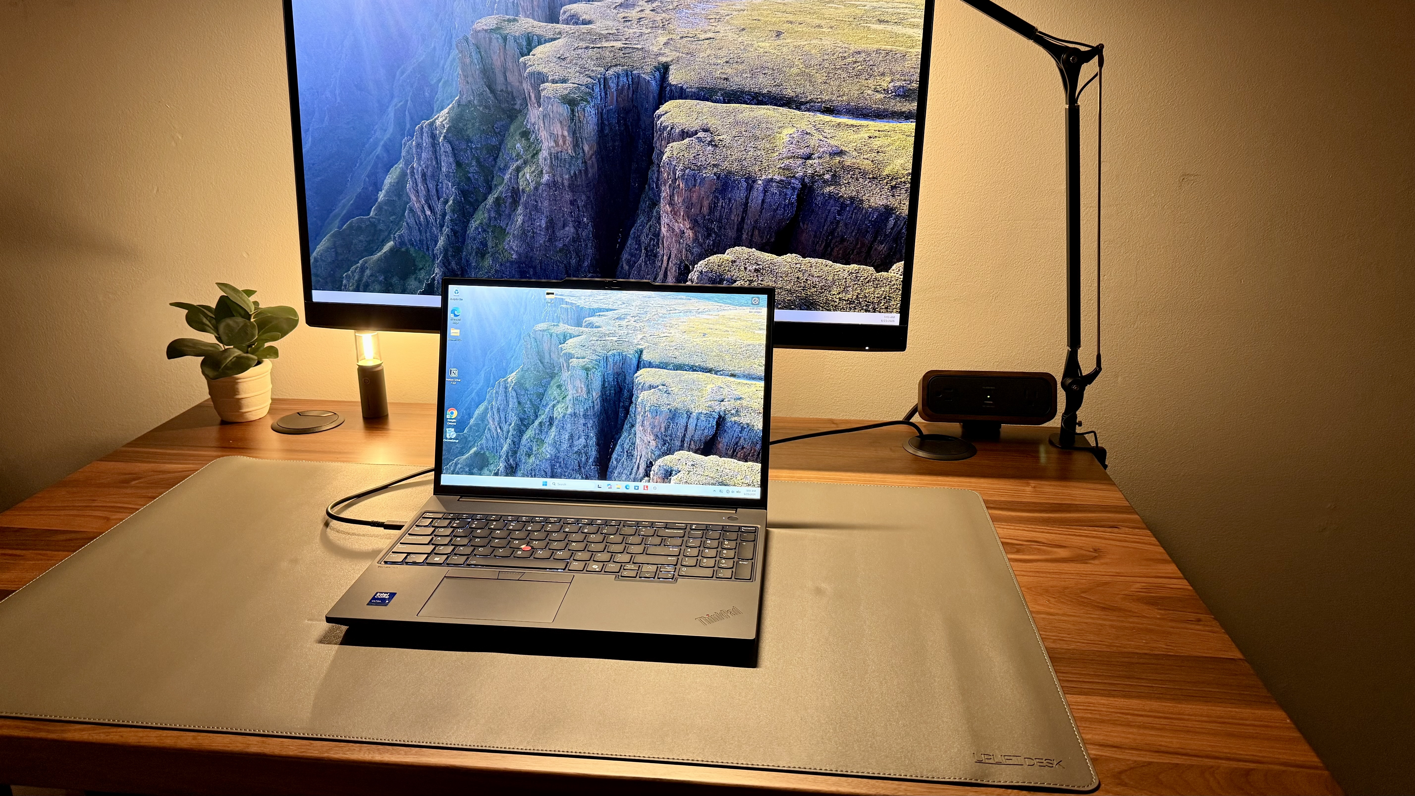 Lenovo ThinkPad P16v Gen 3