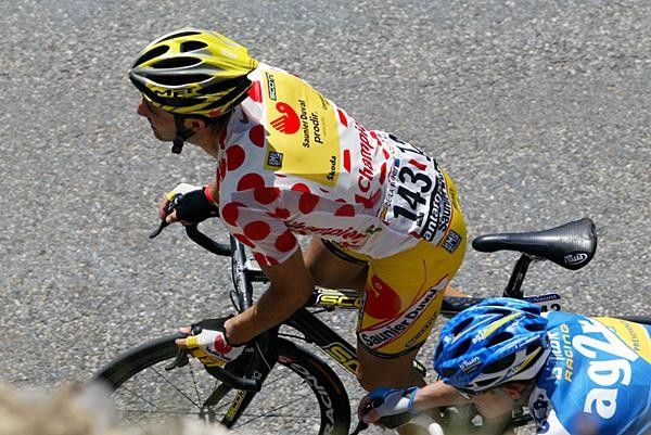 David De La Fuente (Saunier Duval-Prodir) couldn't hold on to the climbers jersey today.