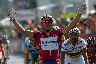 Freire takes the win ahead of world champ Bettini.