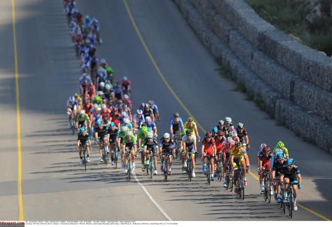 Sky pushing the pace in the peloton