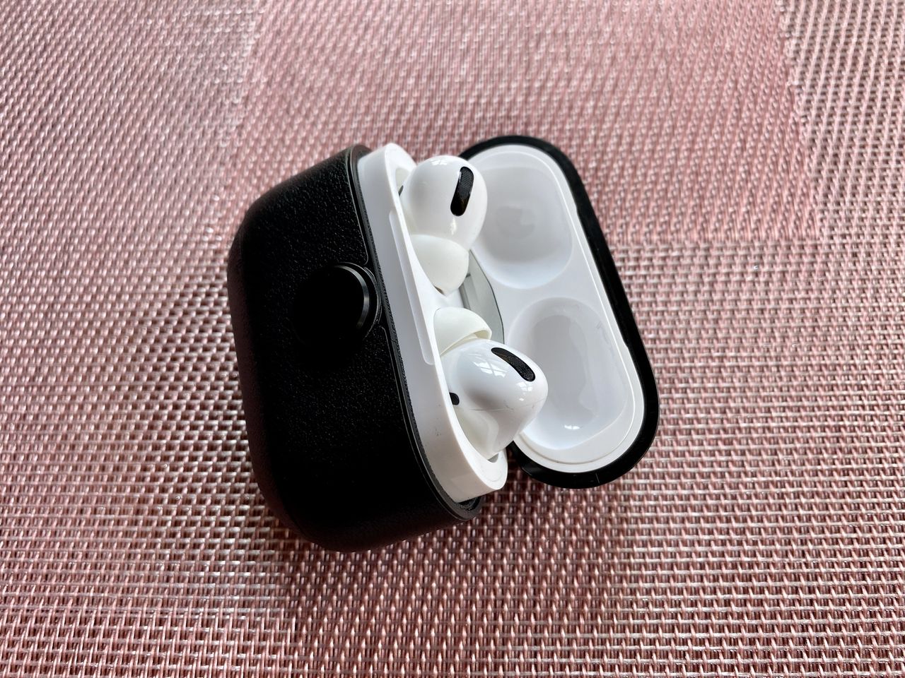 Zenpod Pro Open Side Protruding