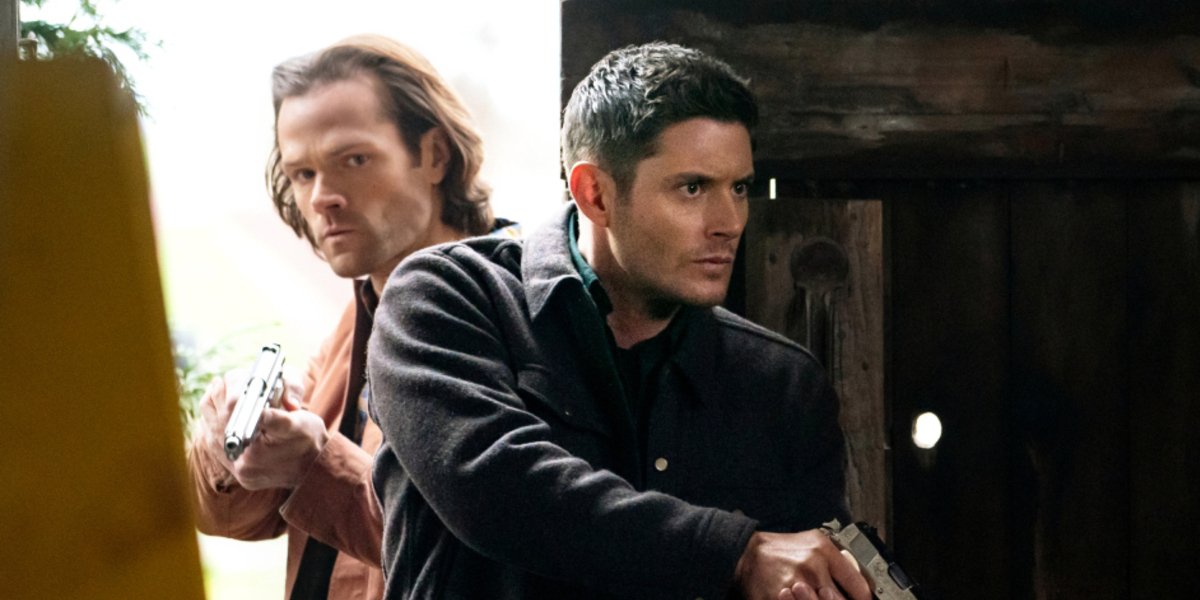 supernatural season 15 sam and dean winchester the cw guns drawn