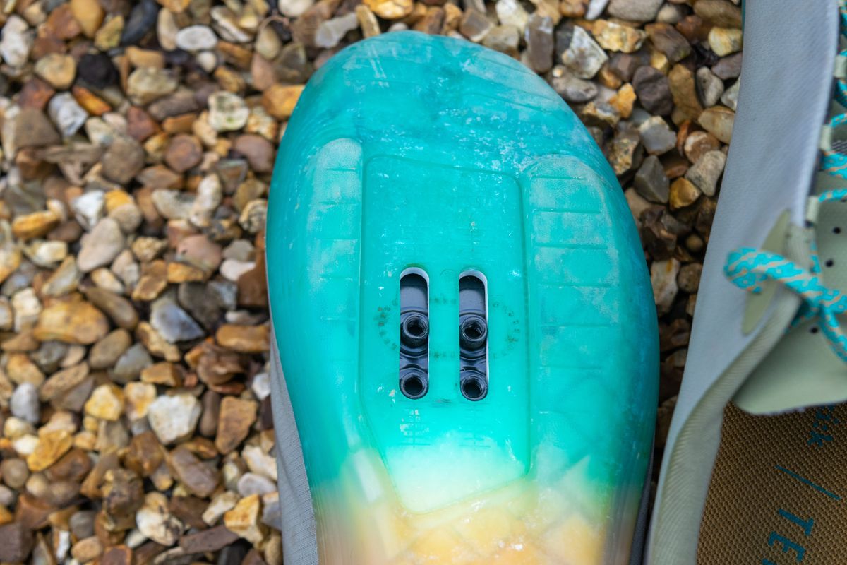 Fizik Tempo Beat cycling shoes on some gravel