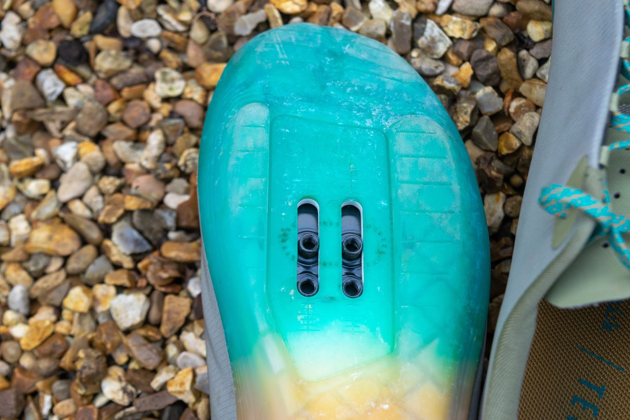 Fizik Tempo Beat cycling shoes on some gravel