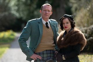 A Very British Scandal — Paul Bettany and Claire Foy as the Duke and Duchess of Argyll