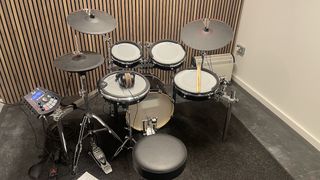 Pearl e/MERGE kit in a testing studio