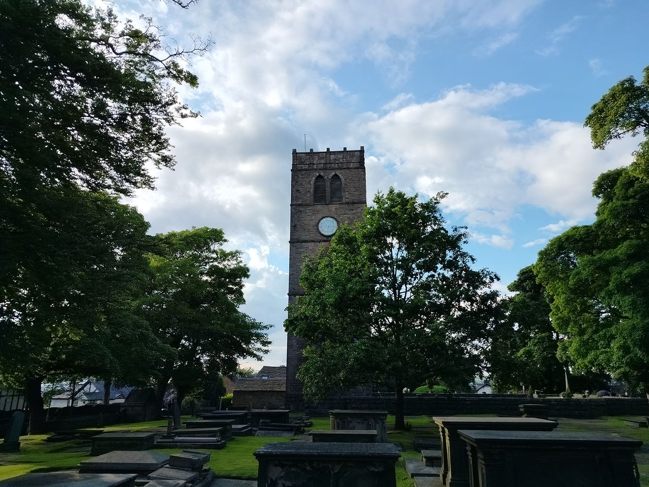 Realme 9 camera sample showing a church tower