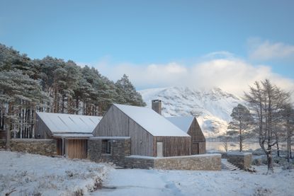 Lochside House by Haysom Ward Miller