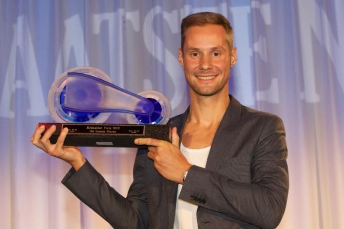 Tom Boonen shows his Kristallen Fiets trophy
