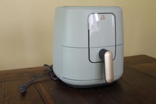 Beautiful 6-Quart Digital Air Fryer on the kitchen counter