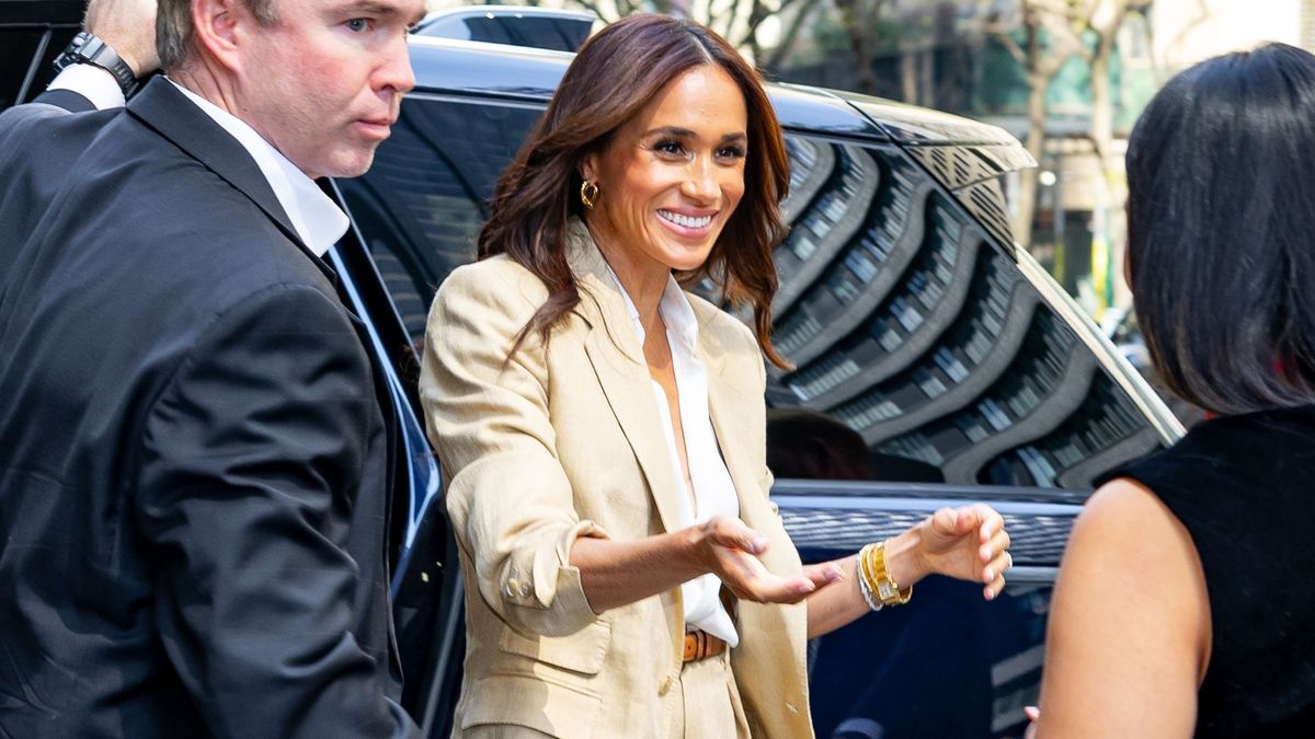 Meghan Markle Just Wore Summer's Top 3 Trends All in One Jaw-Droppingly Chic Outfit