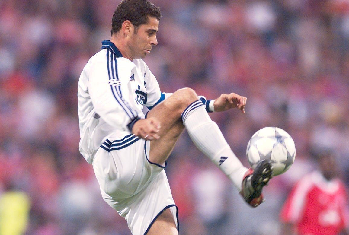 Fernando Hierro in action for Real Madrid against Bayern Munich in May 2001.