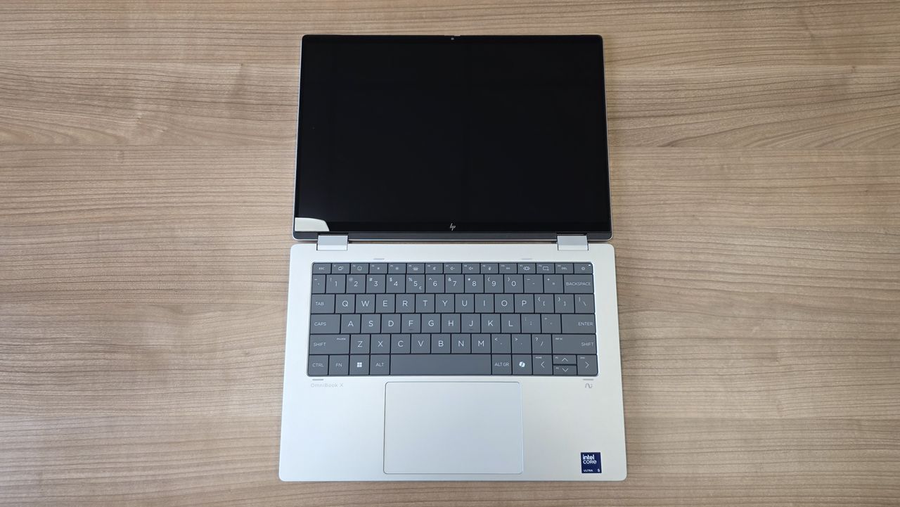 HP OmniBook X Flip 14