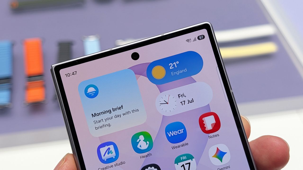 Samsung Z Fold 8