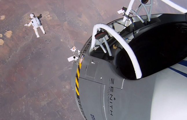 Felix Baumgartner Leaps from Red Bull Stratos Capsule