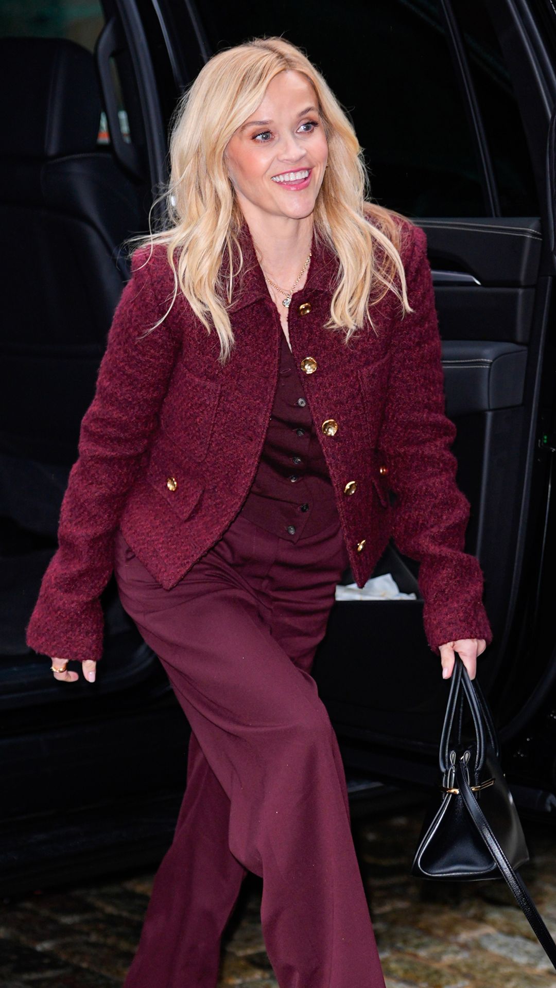 REESE WITHERSPOON WEARING AN ALL BURGUNDY OUTFIT