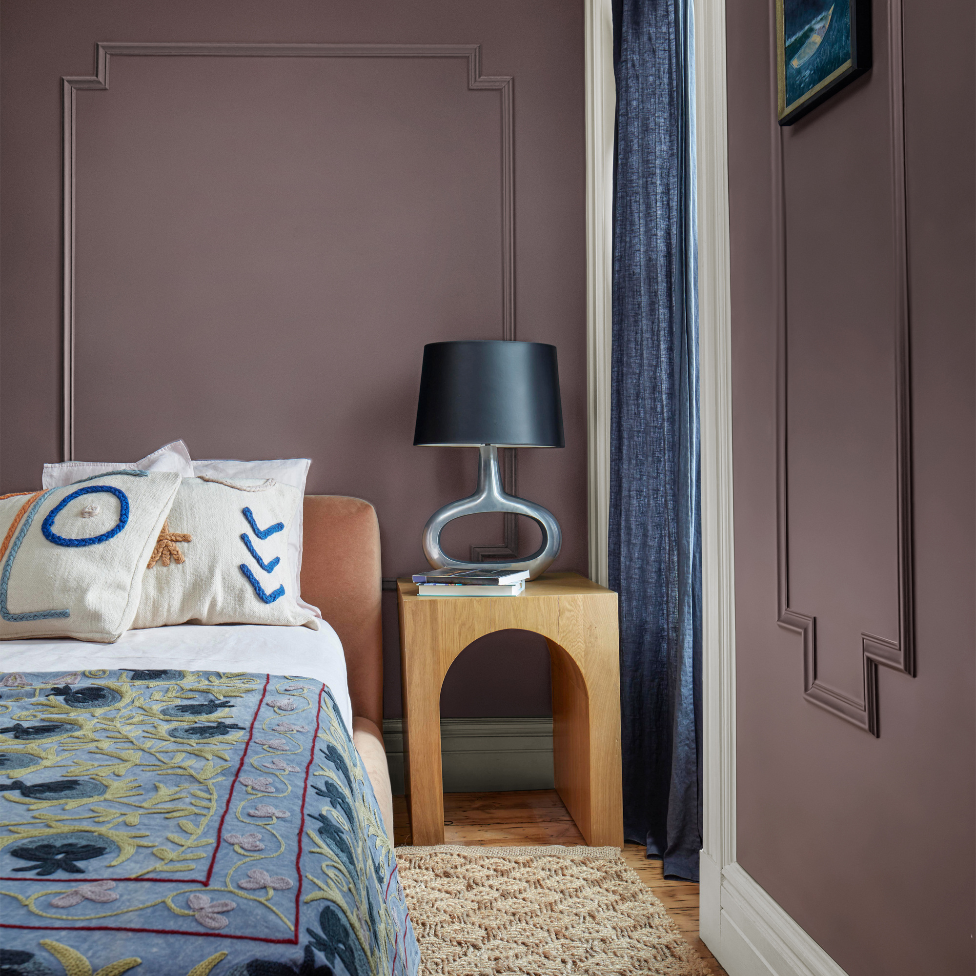 A bedroom painted in Benjamin Moore's Cinnamon Slate 2113-40