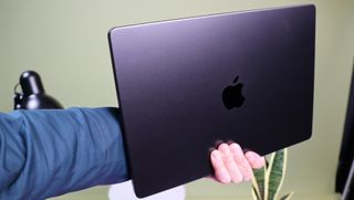 MacBook Pro 14 M3 Max (2023) in hand