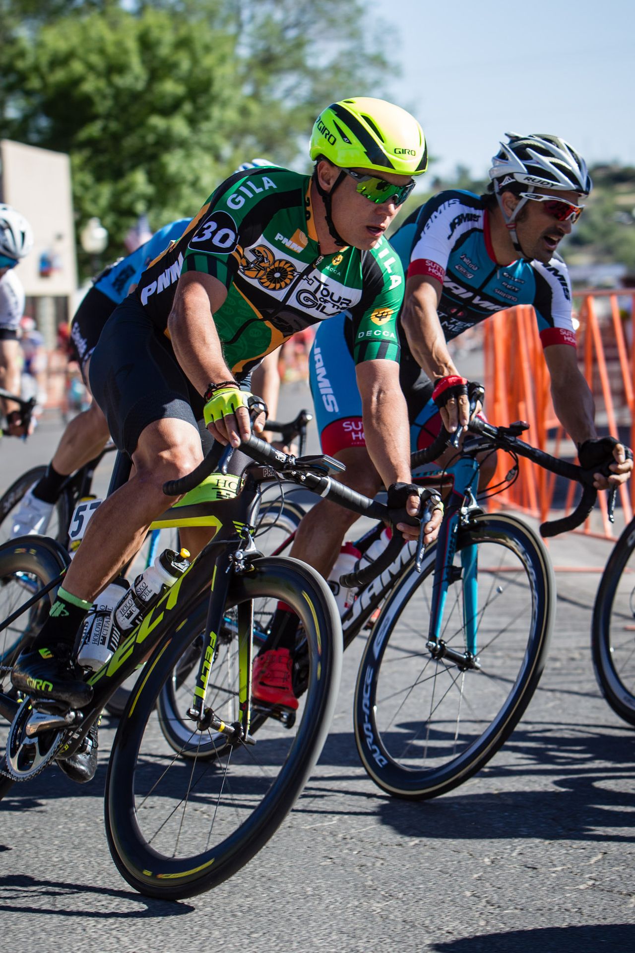 Travis McCabe (Holowesko) moving towards the front on the final laps