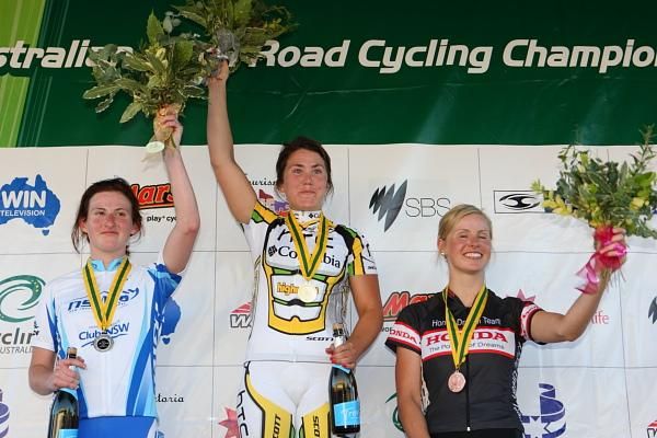Under 23 podium - Megan Dunn, Chloe Hosking (Team Columbia-HTC) and Peta Mullens.