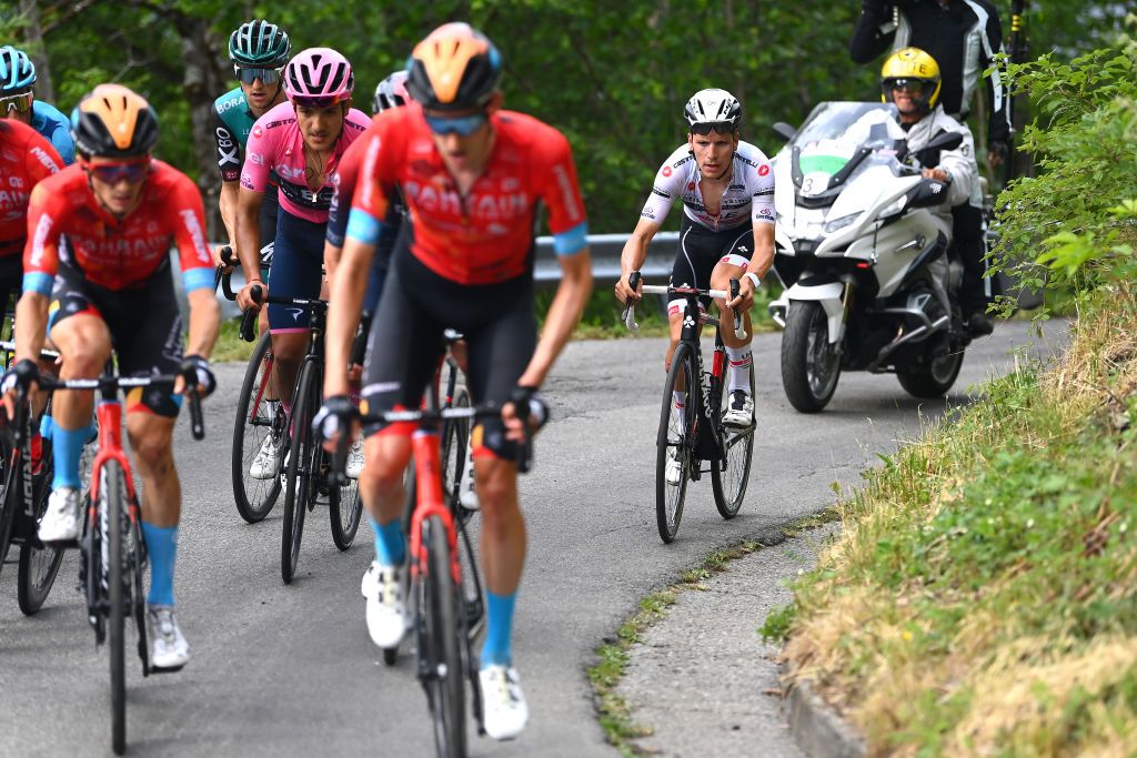 João Almeida ended up chasing on the finale of stage 16 of the Giro d&#039;Italia