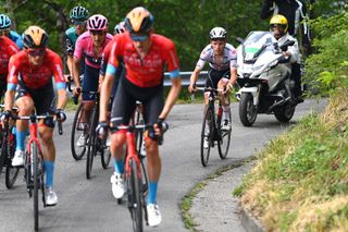 João Almeida ended up chasing on the finale of stage 16 of the Giro d'Italia