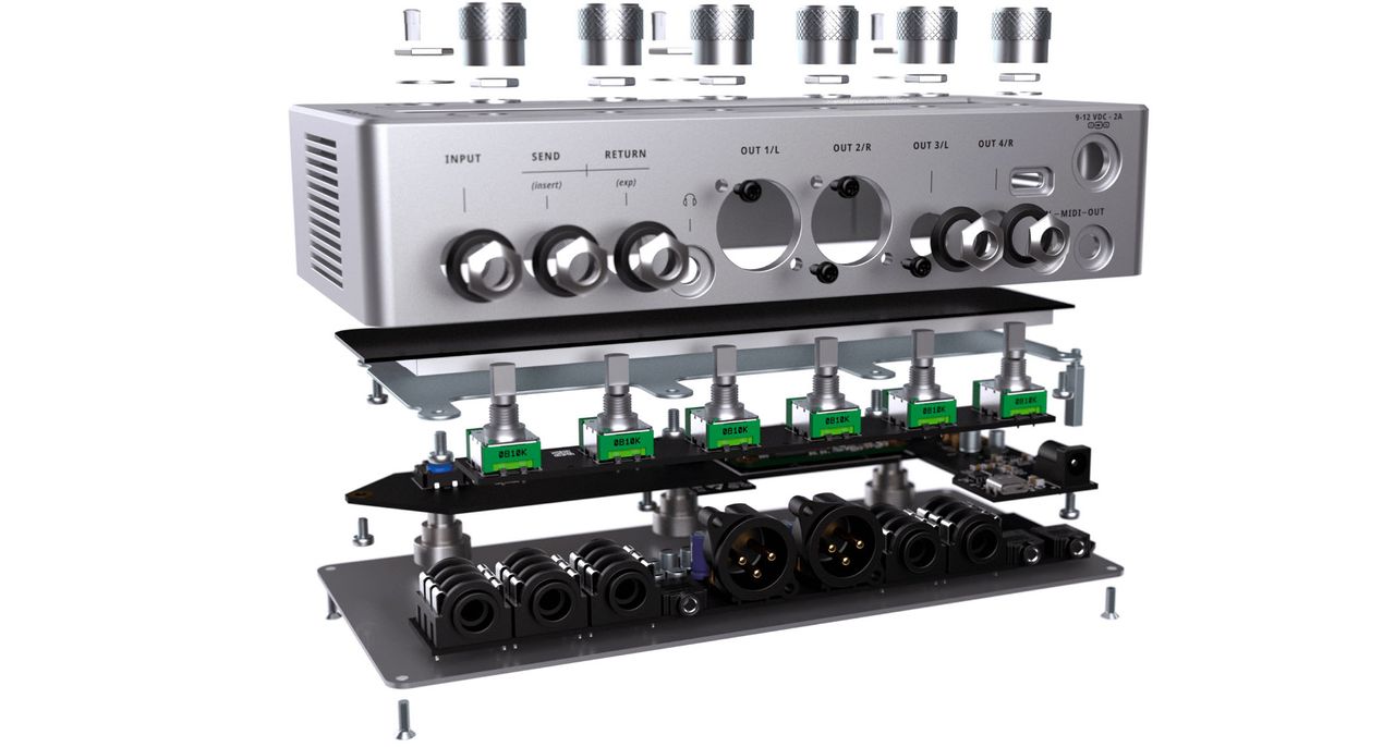 Darkglass Electronics Anagram Bass Workstation: The new multi-effects unit for bass guitar has a sleek design with a touchscreen and 6 high-resolution endless rotary knobs for fine-tuning each parameter.