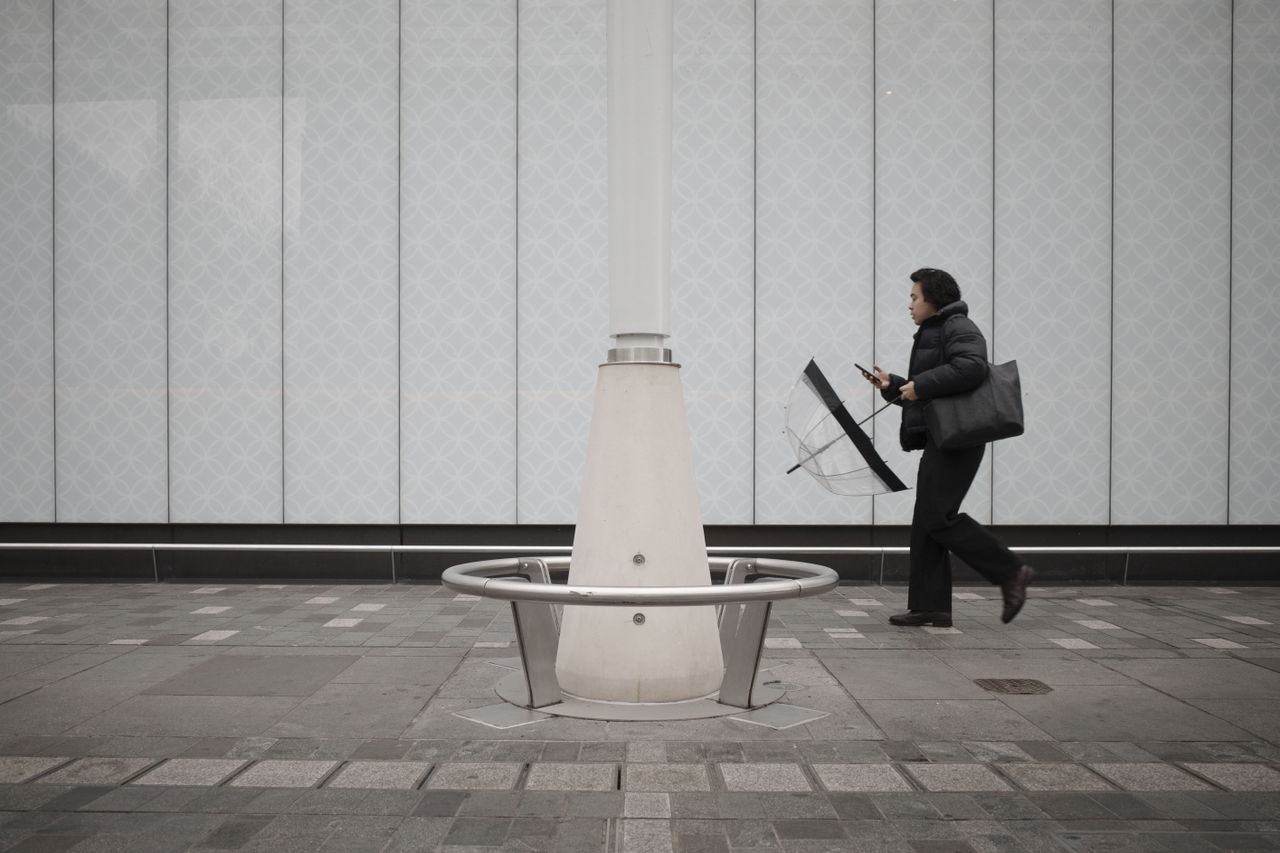 Ricoh GR IV sample images - London commuter
